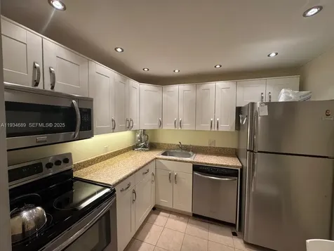 20335 W Country Club Drive Aventura FL 33180