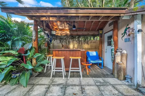 2490 Abaco Avenue Miami FL 33133