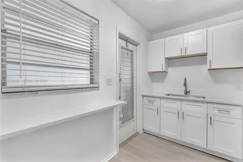 1280 NW 43rd Avenue Lauderhill FL 33313