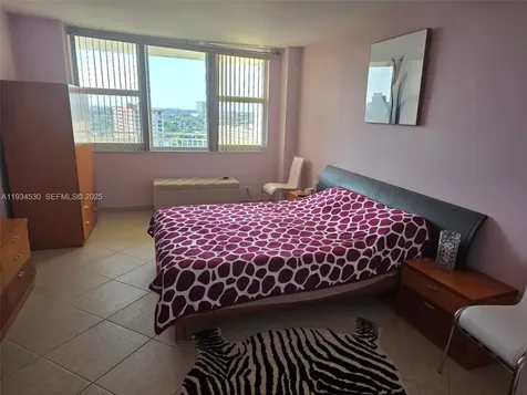 3180 S Ocean Drive Hallandale Beach FL 33009