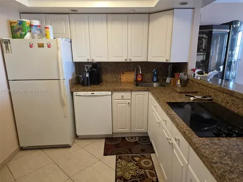 3180 S Ocean Drive Hallandale Beach FL 33009