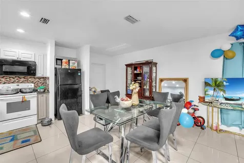 16234 NE 9th Court North Miami Beach FL 33162