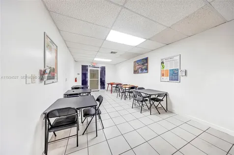 700 E 1st Avenue Hialeah FL 33010