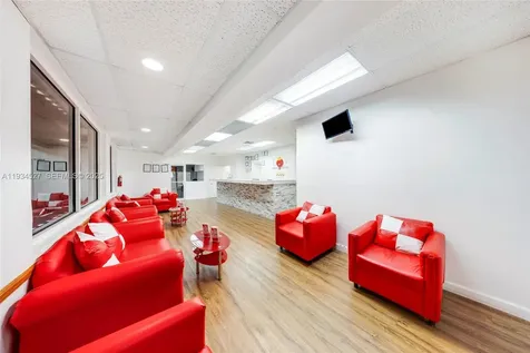 700 E 1st Avenue Hialeah FL 33010