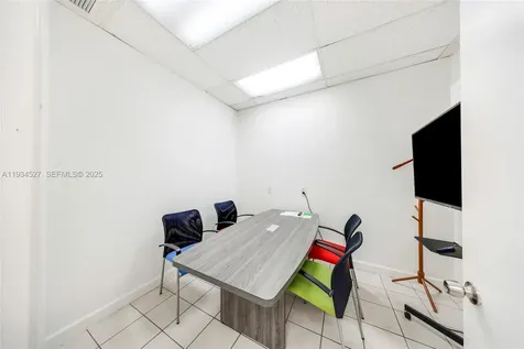 700 E 1st Avenue Hialeah FL 33010