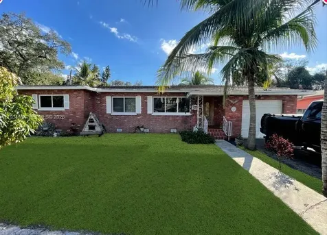 630 NE 165th Street Miami FL 33162
