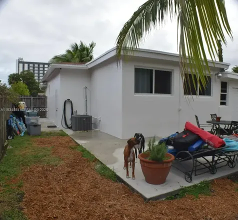 630 NE 165th Street Miami FL 33162
