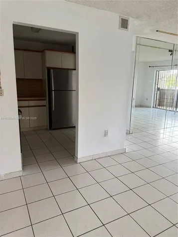 5199 NW 7th Street Miami FL 33126