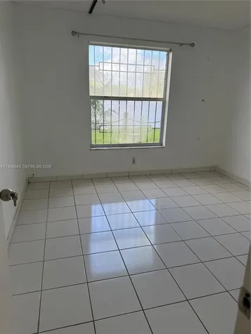 5199 NW 7th Street Miami FL 33126