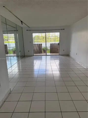 5199 NW 7th Street Miami FL 33126