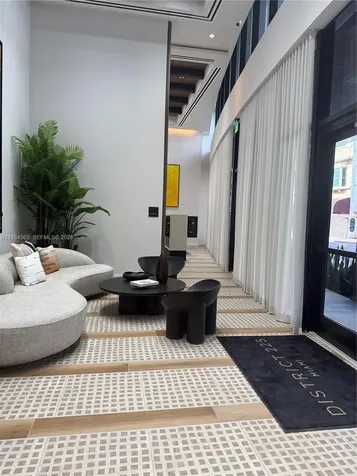 225 N Miami Avenue Miami FL 33128