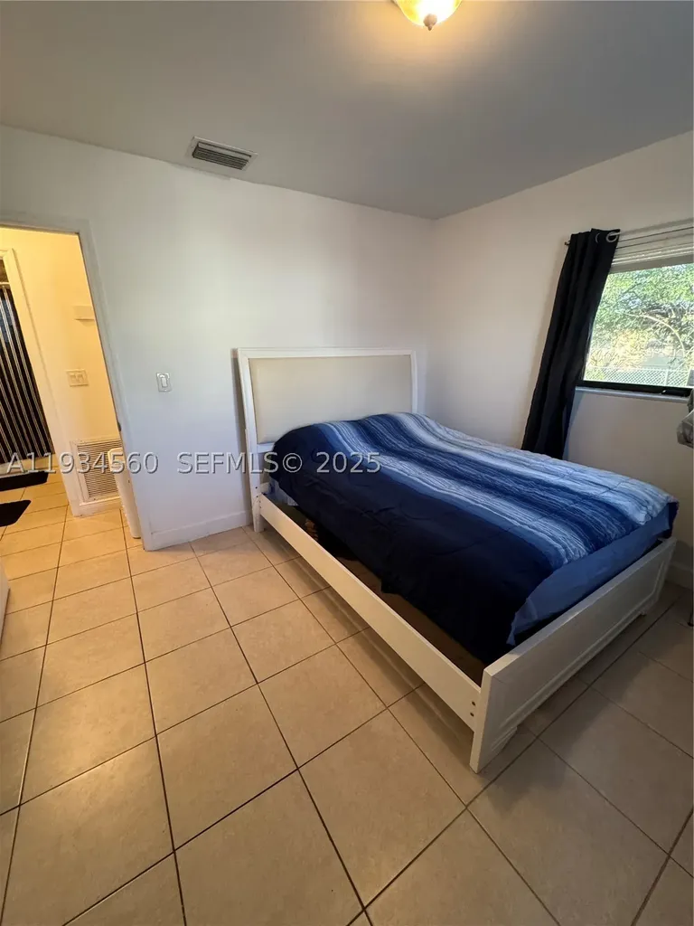2227 NW 9th Court Fort Lauderdale FL 33311