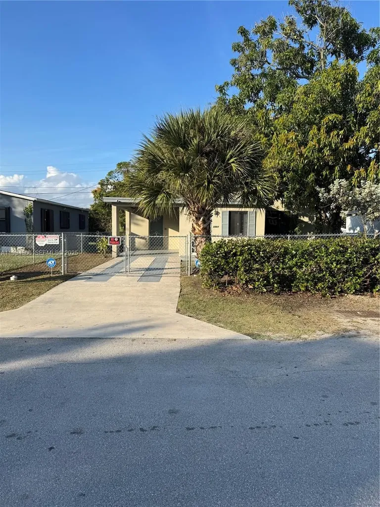 2227 NW 9th Court Fort Lauderdale FL 33311