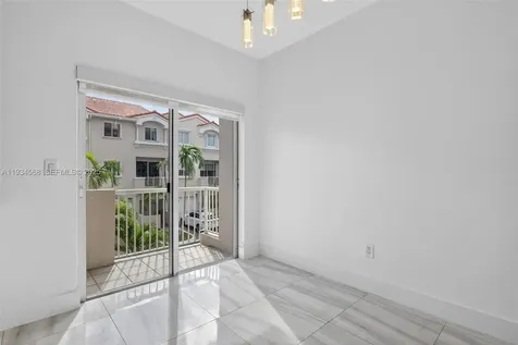 21399 Marina Cove Circle Aventura FL 33180