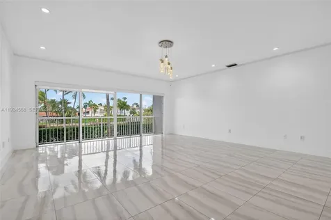 21399 Marina Cove Circle Aventura FL 33180