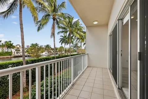 21399 Marina Cove Circle Aventura FL 33180