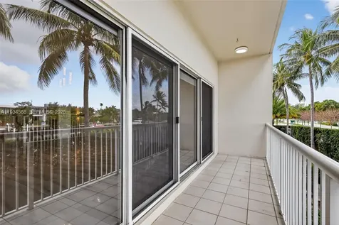 21399 Marina Cove Circle Aventura FL 33180