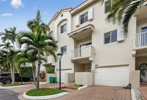 21399 Marina Cove Circle Aventura FL 33180
