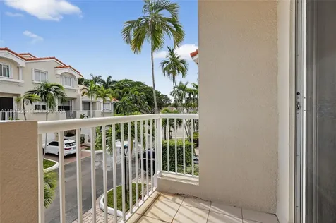 21399 Marina Cove Circle Aventura FL 33180