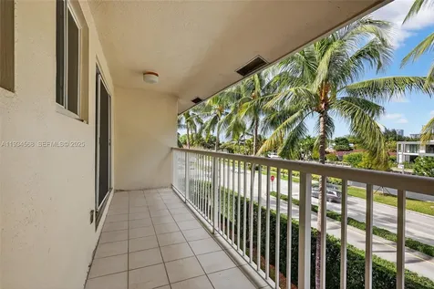 21399 Marina Cove Circle Aventura FL 33180