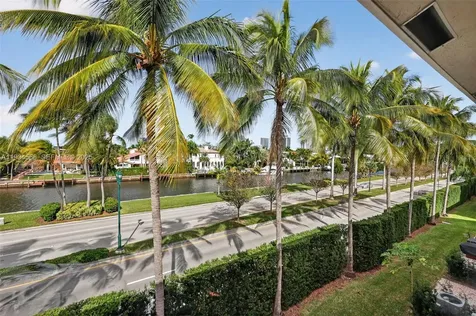 21399 Marina Cove Circle Aventura FL 33180
