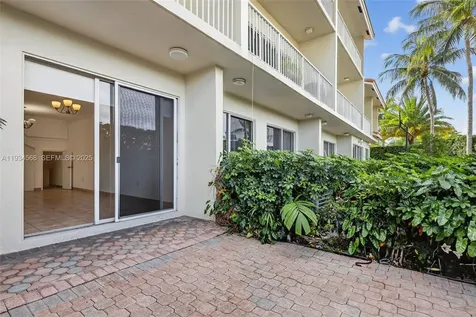 21399 Marina Cove Circle Aventura FL 33180