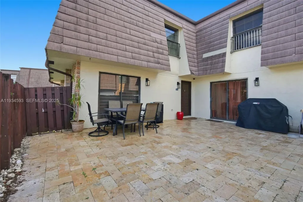 2647 NW 99th Avenue Coral Springs FL 33065