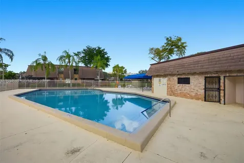2647 NW 99th Avenue Coral Springs FL 33065