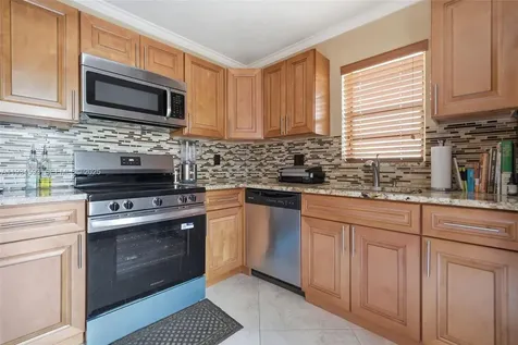 2647 NW 99th Avenue Coral Springs FL 33065