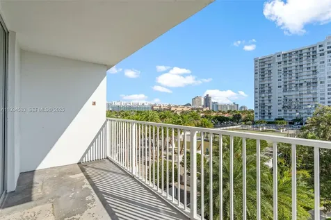 2801 NE 183rd Street Aventura FL 33160