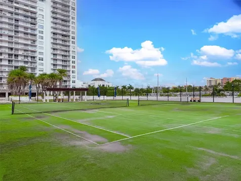 2801 NE 183rd Street Aventura FL 33160