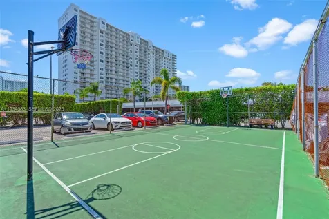 2801 NE 183rd Street Aventura FL 33160
