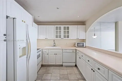 2801 NE 183rd Street Aventura FL 33160