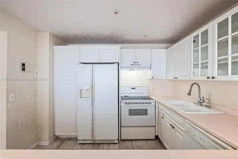 2801 NE 183rd Street Aventura FL 33160