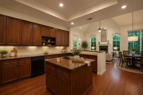 5724 Oakmont Avenue Hollywood FL 33312