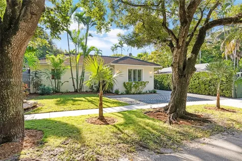 2910 Calusa Street Miami FL 33133