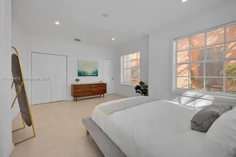 1785 SW 10th Street Miami FL 33135