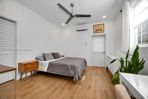 1785 SW 10th Street Miami FL 33135