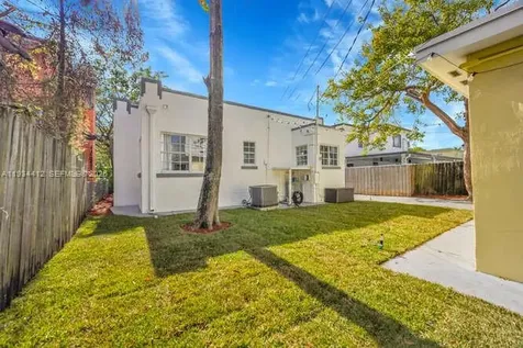 1785 SW 10th Street Miami FL 33135