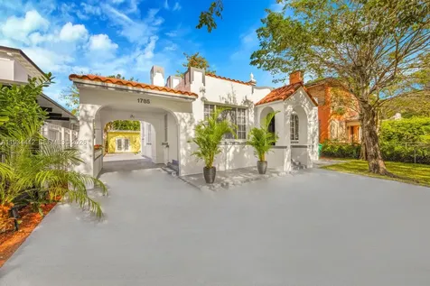 1785 SW 10th Street Miami FL 33135