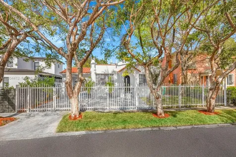 1785 SW 10th Street Miami FL 33135
