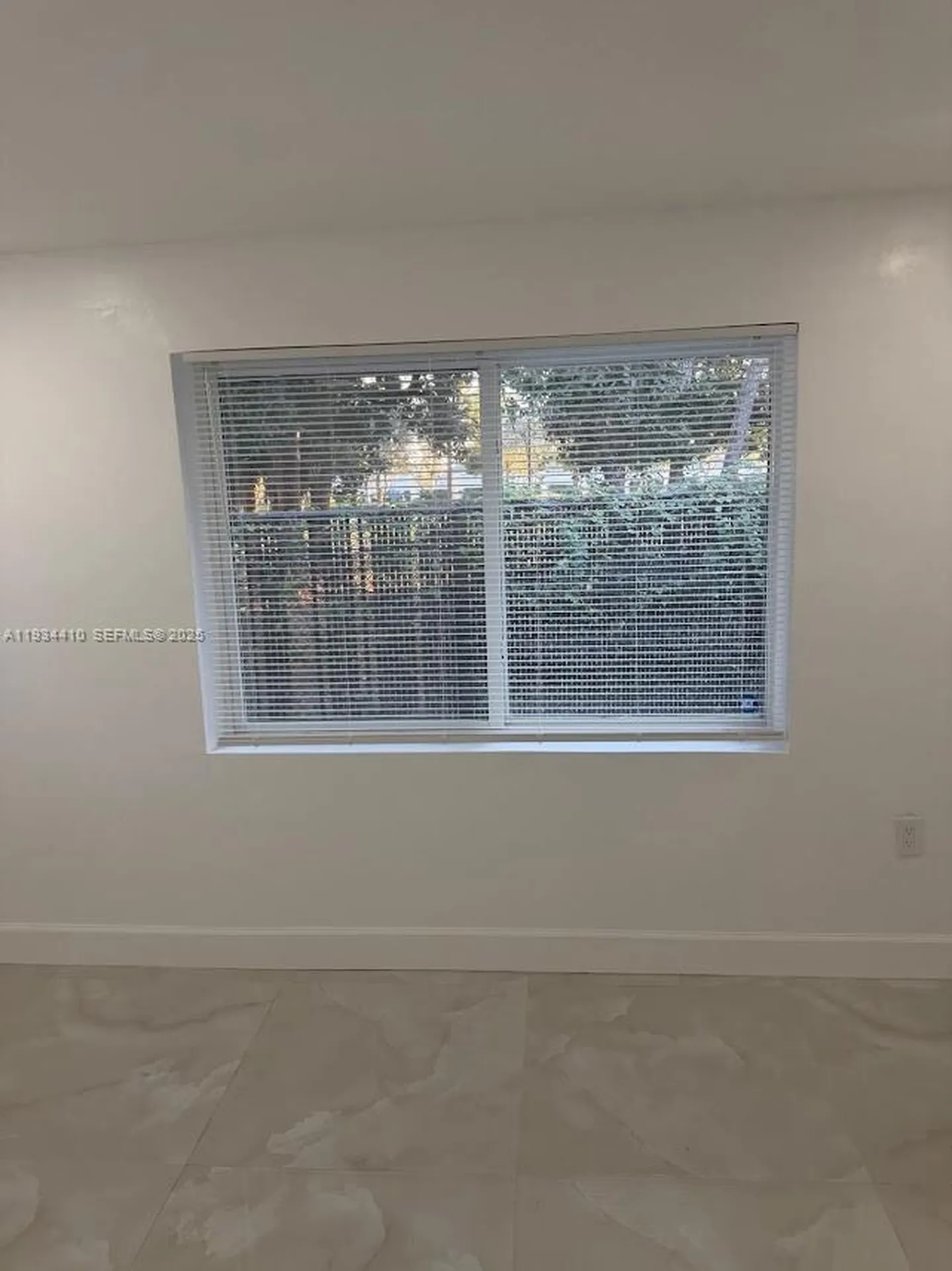 1021 NW 25th Way Fort Lauderdale FL 33311