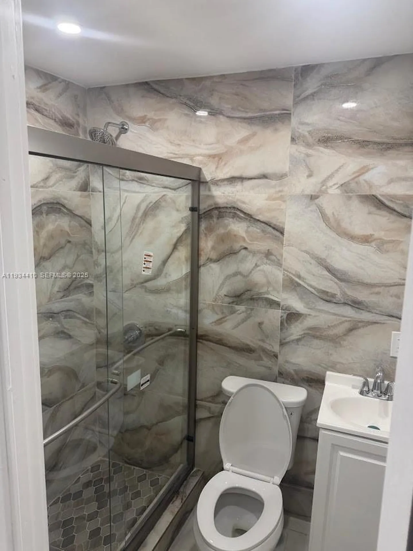 1021 NW 25th Way Fort Lauderdale FL 33311