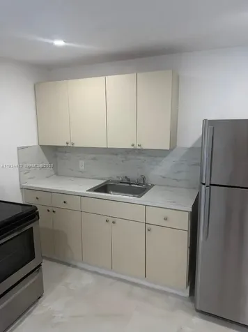 1021 NW 25th Way Fort Lauderdale FL 33311
