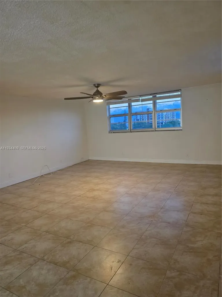 1811 Jefferson Street Hollywood FL 33020