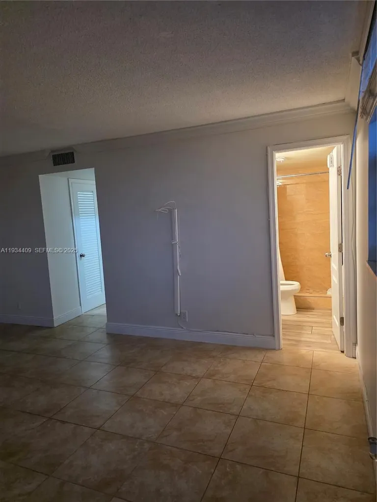 1811 Jefferson Street Hollywood FL 33020