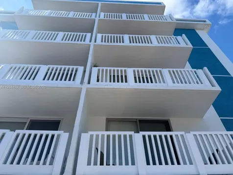 910 Michigan Avenue Miami Beach FL 33139