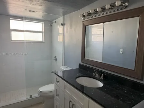 910 Michigan Avenue Miami Beach FL 33139