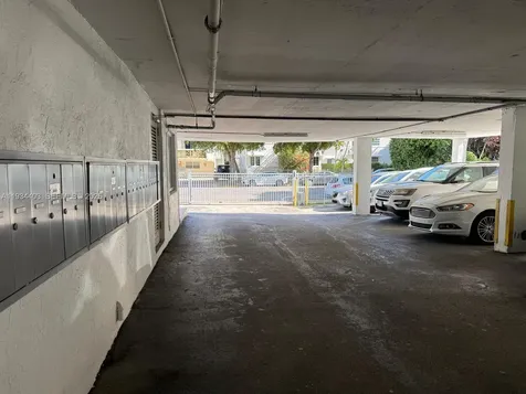910 Michigan Avenue Miami Beach FL 33139