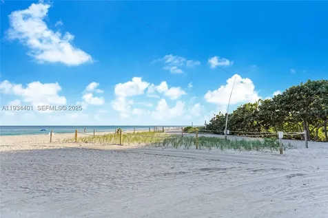 9559 Collins Avenue Surfside FL 33154